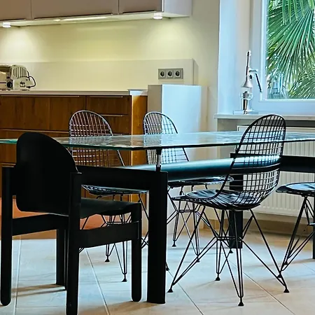 Artvacanza Atelierhaus Apartment Edenkoben